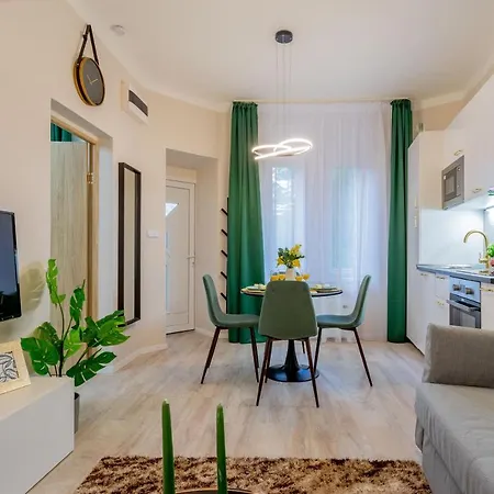 Eden Cozy Modern Retreat * Budapest
