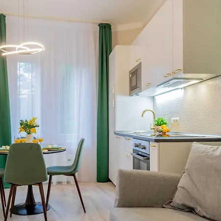 Eden Cozy Modern Retreat
